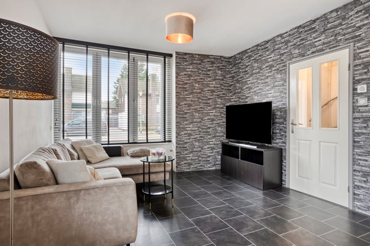 Foto 10 van Sperwerstraat 39