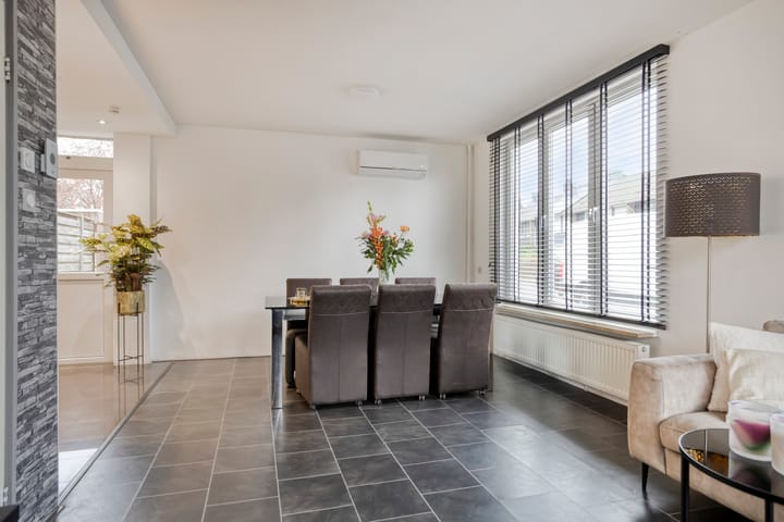 Foto 11 van Sperwerstraat 39