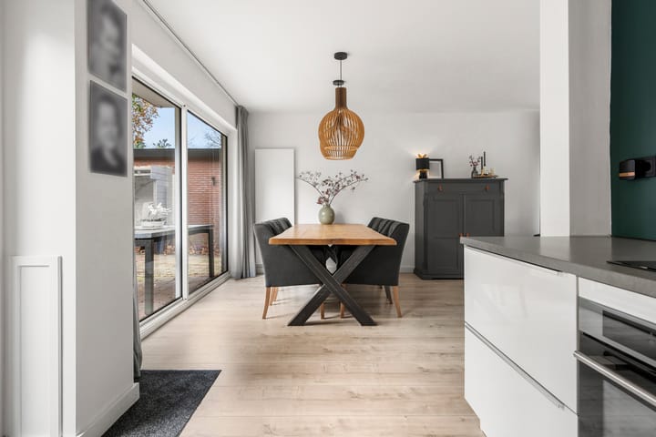 Photo 24 of Laan 1933 5-A