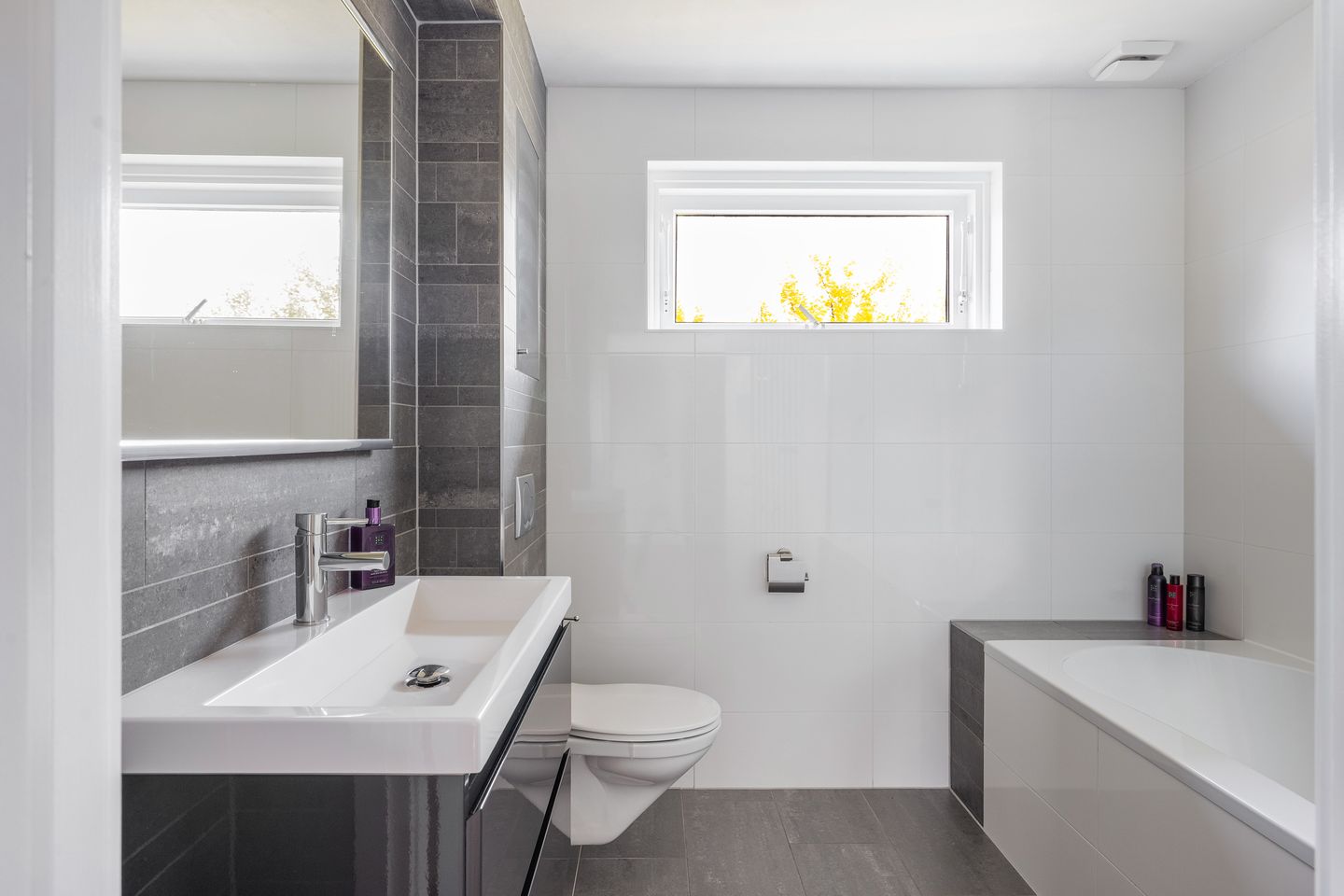 Photo 25 of Antoniuslaan 13