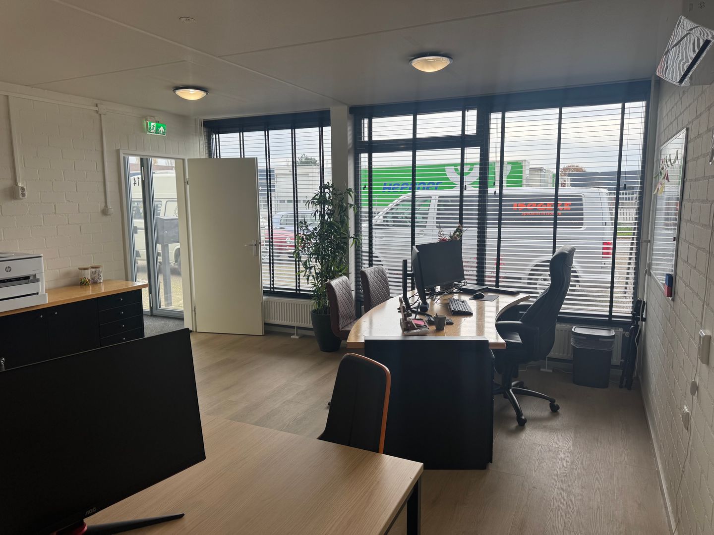 View photo 4 of Vloeiveld 14