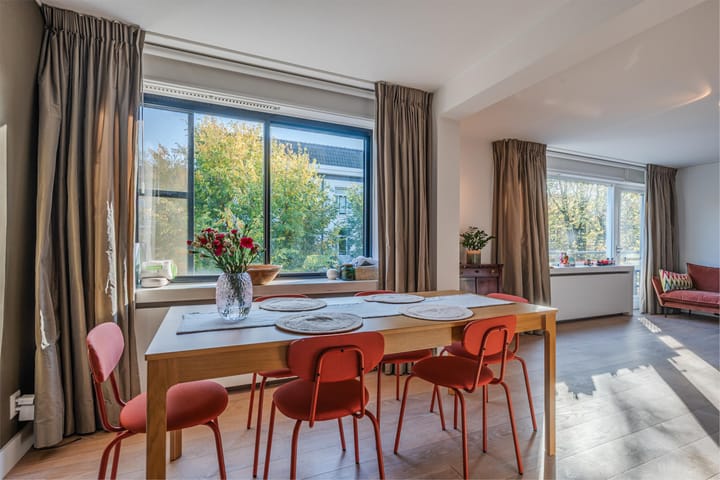 Photo 4 of Rapenburgerstraat 238