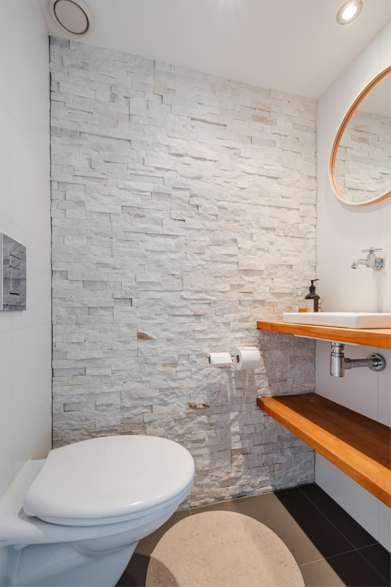 Photo 21 of Rapenburgerstraat 238