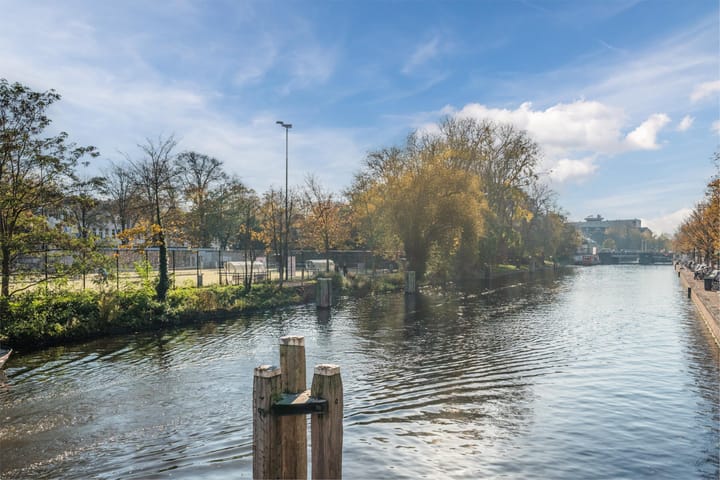 Photo 36 of Rapenburgerstraat 238