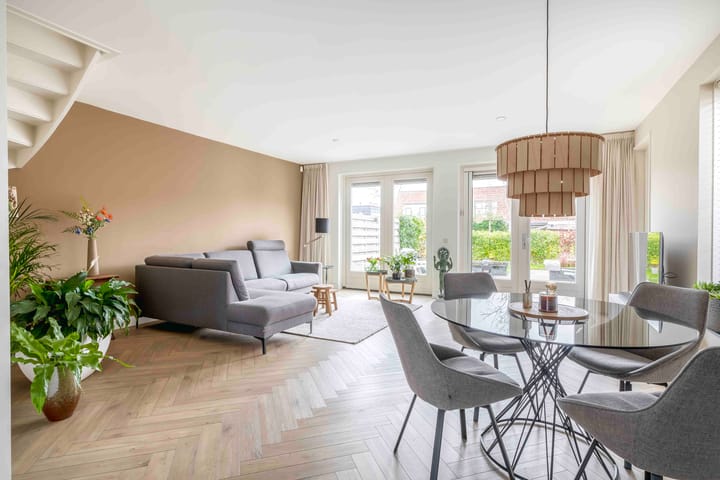 Photo 12 of De Eendracht 45