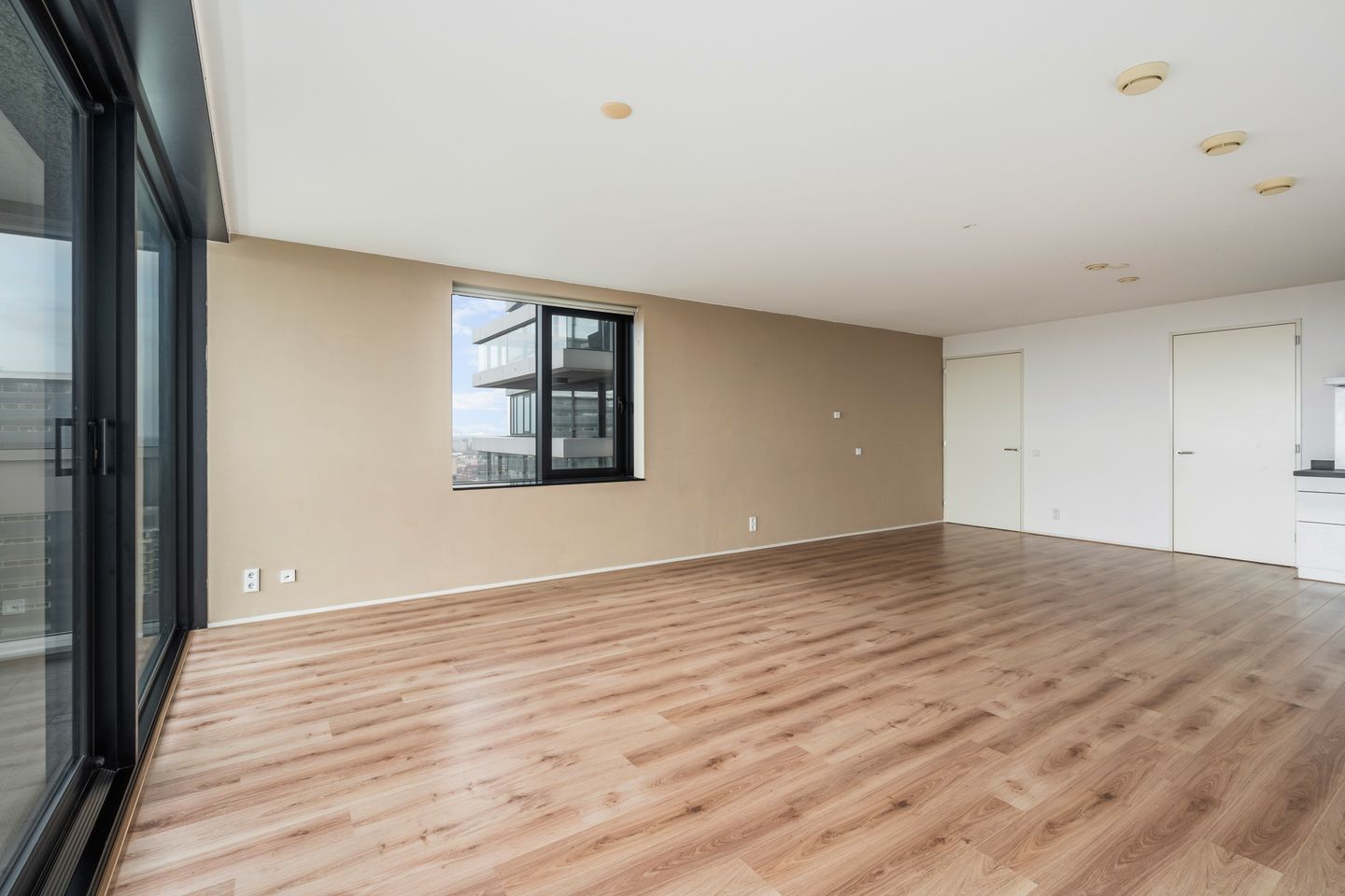 Foto 25 van Bezuidenhoutseweg 65-73