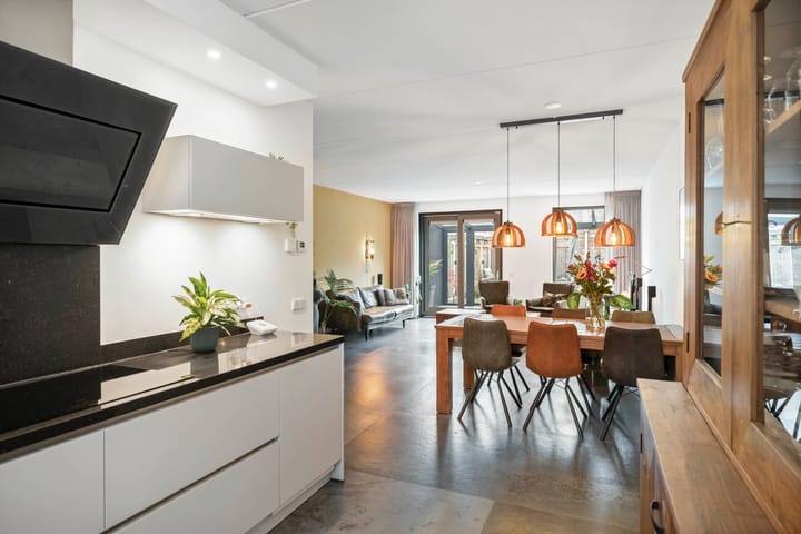 Foto 12 van Burg. Crommelinlaan 71