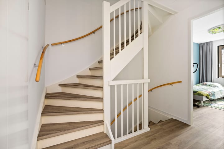 Foto 13 van Burg. Crommelinlaan 71