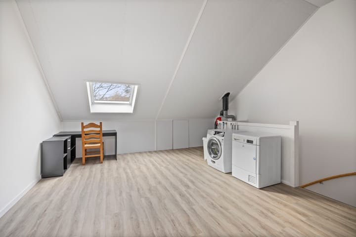 Foto 23 van Burg. Crommelinlaan 71