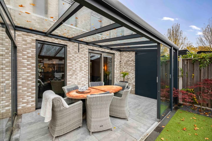 Foto 25 van Burg. Crommelinlaan 71