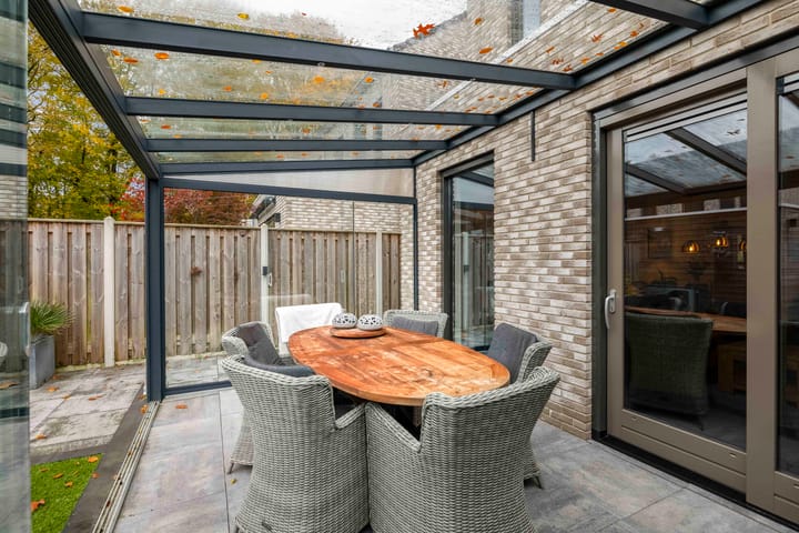 Foto 26 van Burg. Crommelinlaan 71