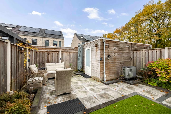 Foto 30 van Burg. Crommelinlaan 71