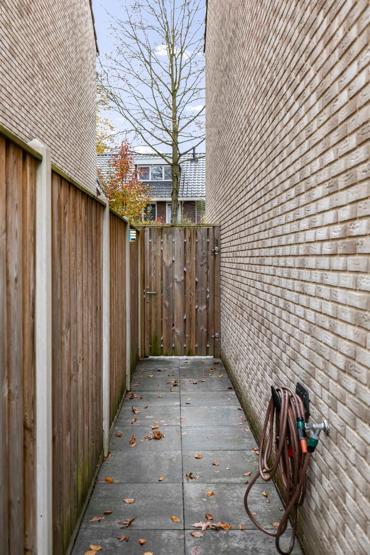 Foto 32 van Burg. Crommelinlaan 71