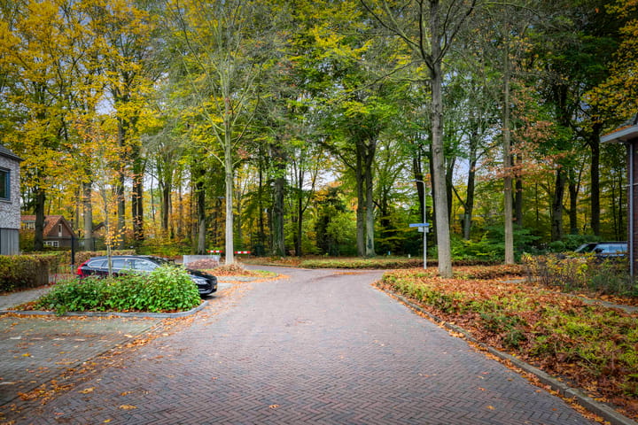 Foto 33 van Burg. Crommelinlaan 71