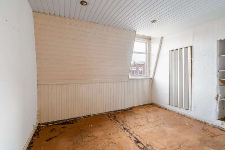 Foto 14 van Renbaanstraat 89