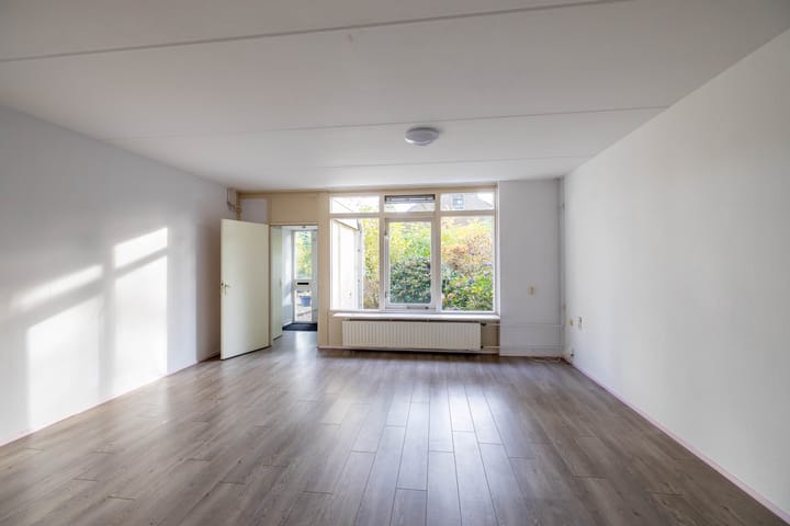 Foto 2 van Kennemerland 167