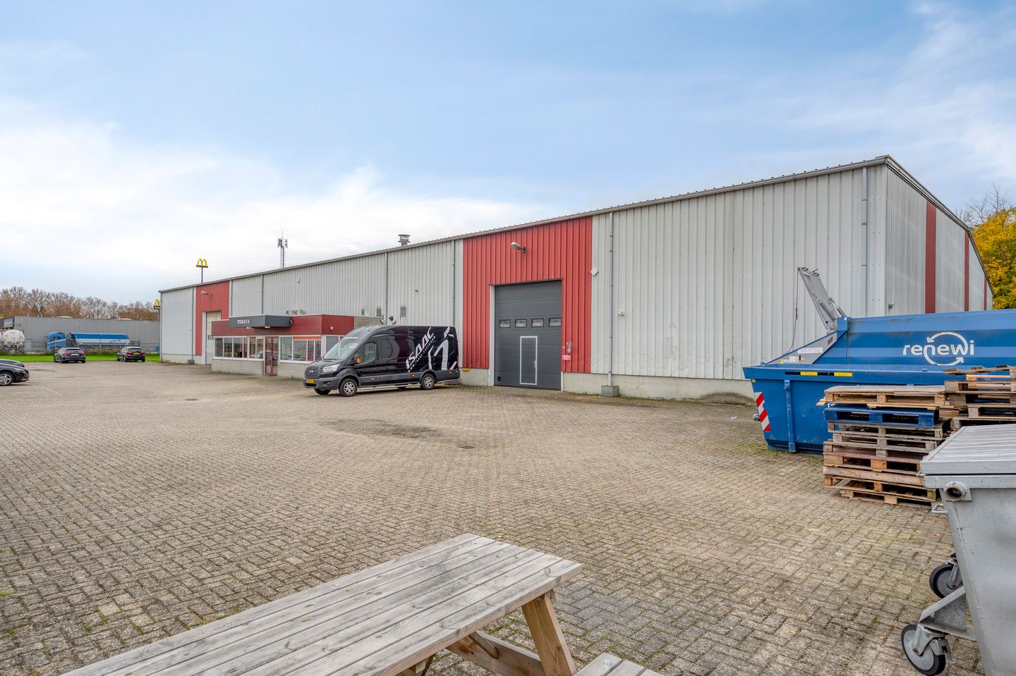 View photo 3 of Tomeikerweg 31