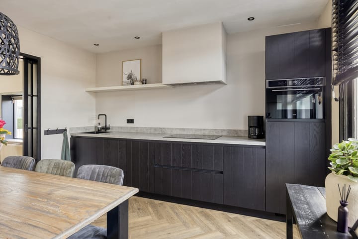 Photo 10 of Lijsterbesstraat 19