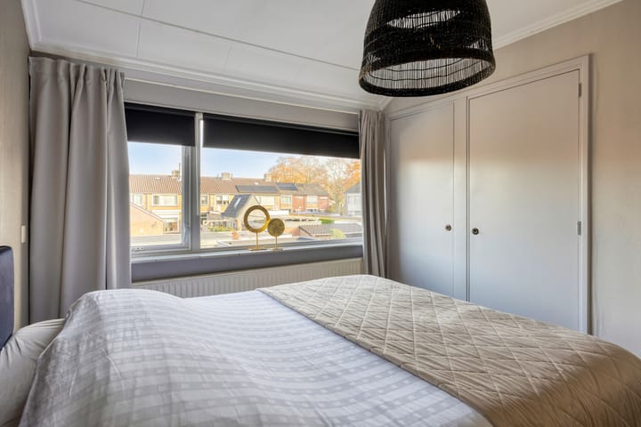 Photo 21 of Lijsterbesstraat 19