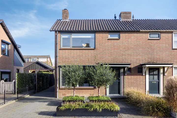 Photo 25 of Lijsterbesstraat 19