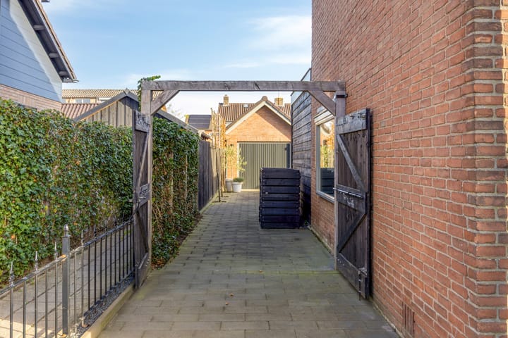 Photo 26 of Lijsterbesstraat 19