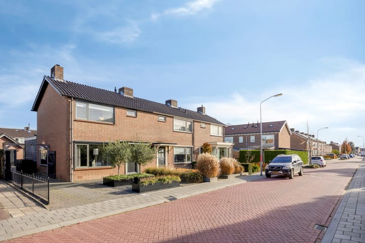 Photo 31 of Lijsterbesstraat 19