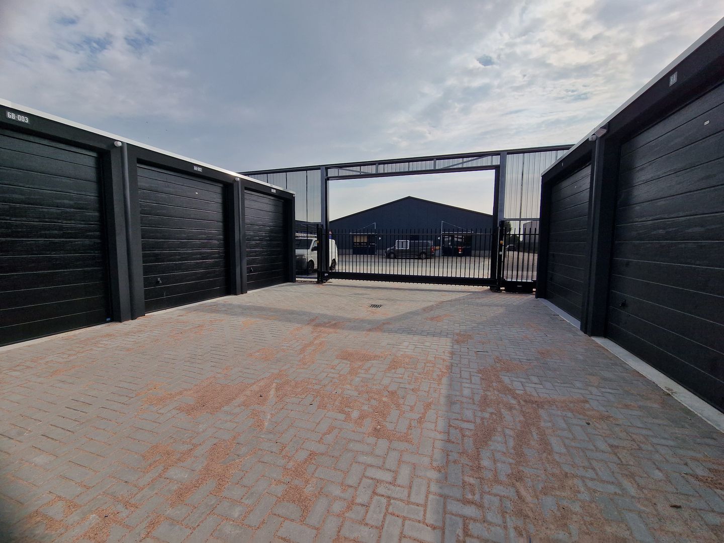 Bekijk foto 3 van Driebanweg 8-B