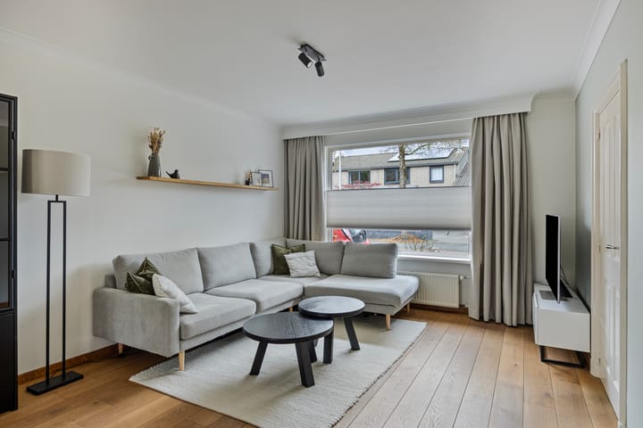 Photo 11 of Deursenstraat 14