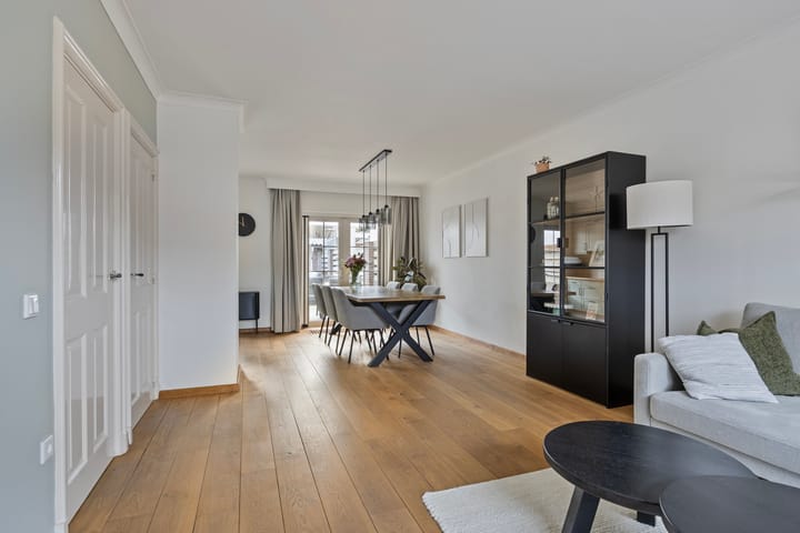 Photo 12 of Deursenstraat 14