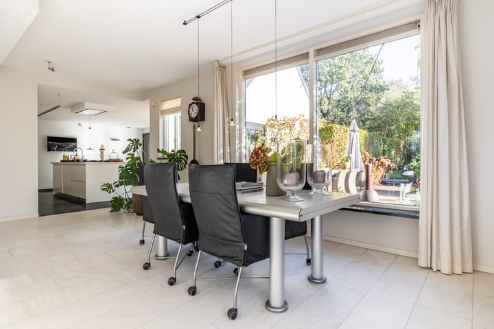 Photo 11 of Beeksestraat 88