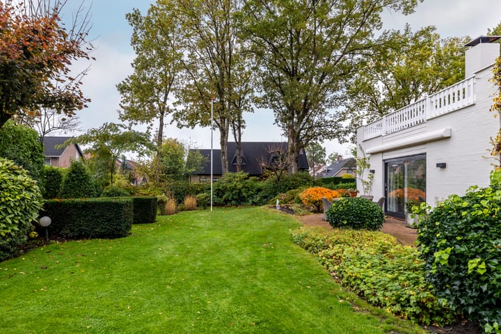 Photo 21 of Beeksestraat 88