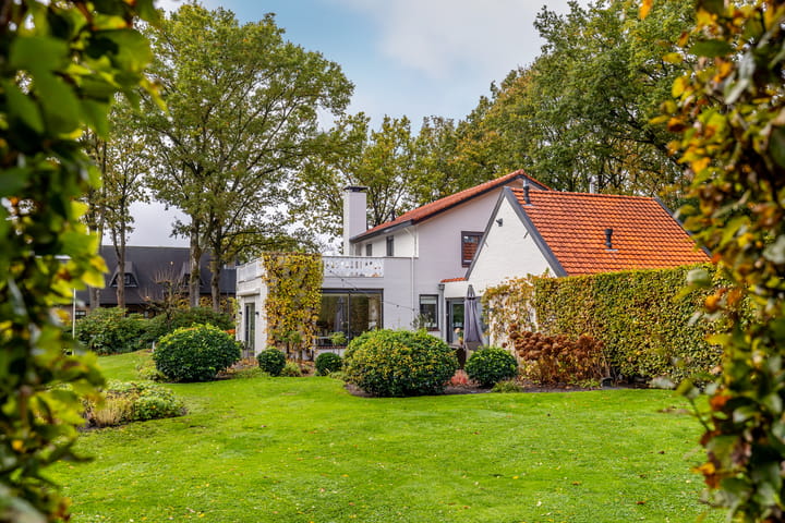 Photo 22 of Beeksestraat 88