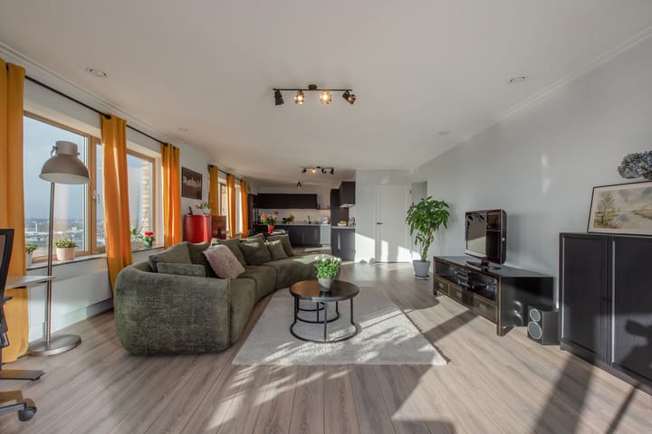 Photo 20 of Van Beresteynstraat 160