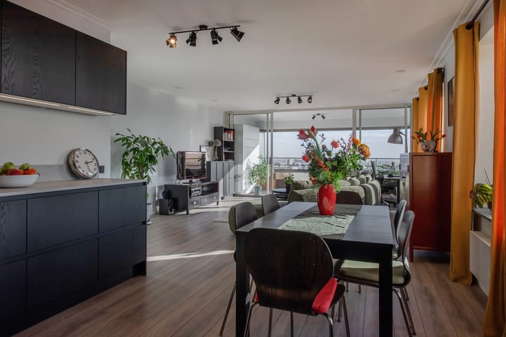 Photo 24 of Van Beresteynstraat 160