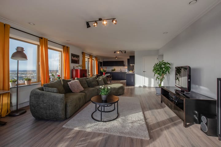 Photo 28 of Van Beresteynstraat 160