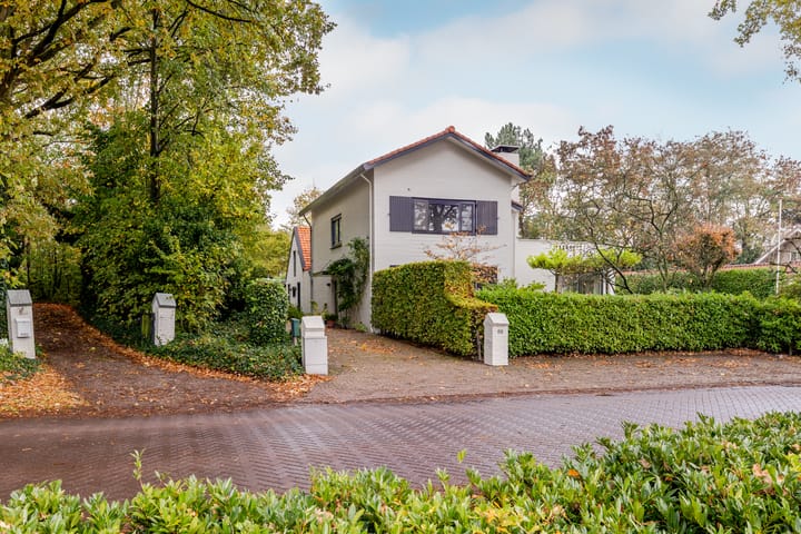 Photo 59 of Beeksestraat 88