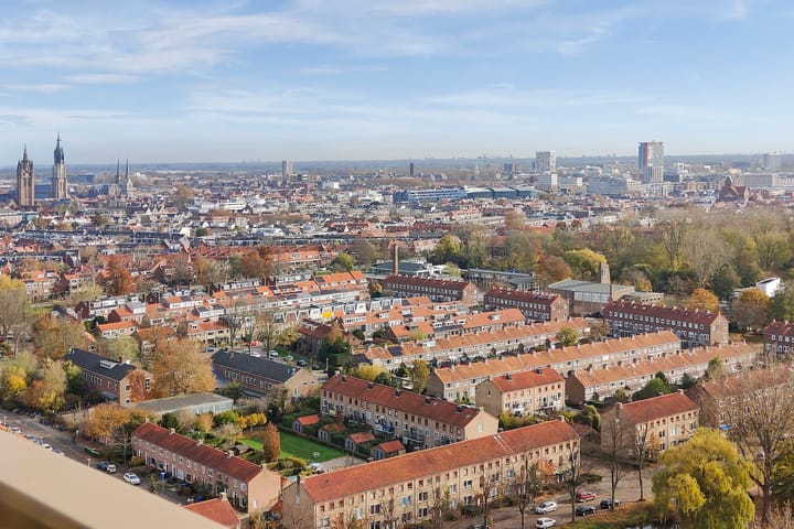 Photo 45 of Van Beresteynstraat 160