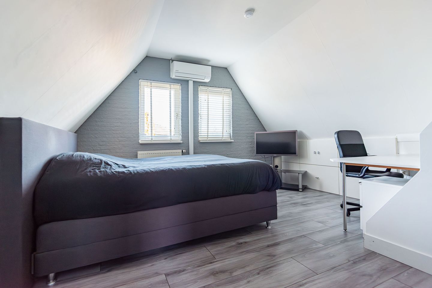 Foto 44 van Tuinstraat 14