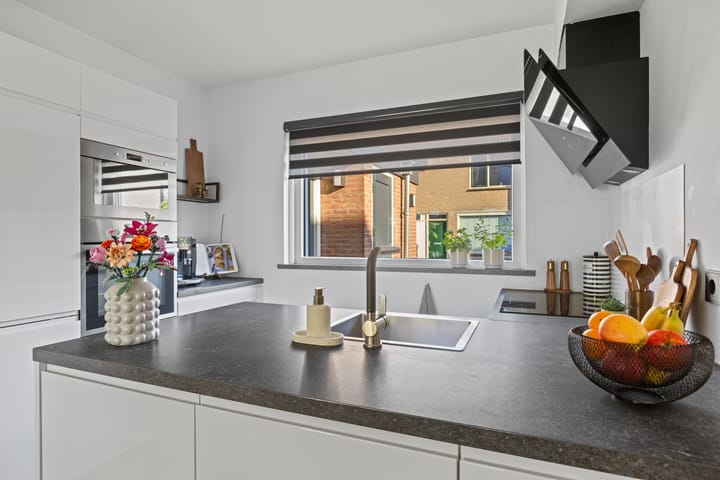 Photo 2 of Anemoonstraat 54