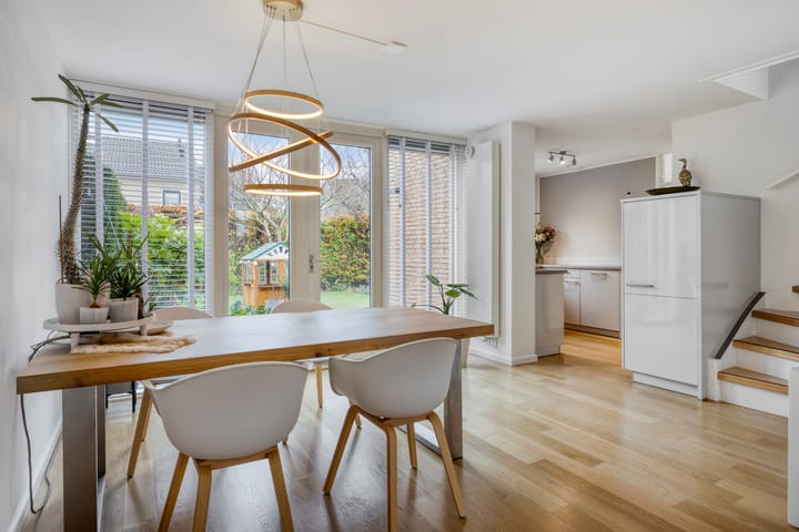 Photo 10 of Conference 2