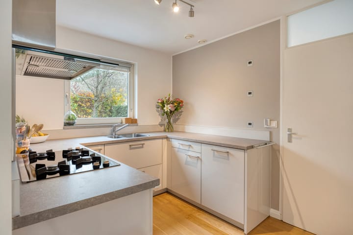 Photo 13 of Conference 2