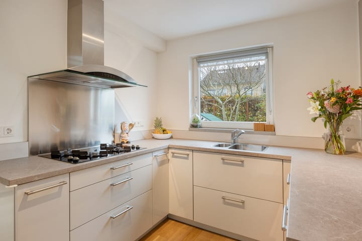 Photo 14 of Conference 2