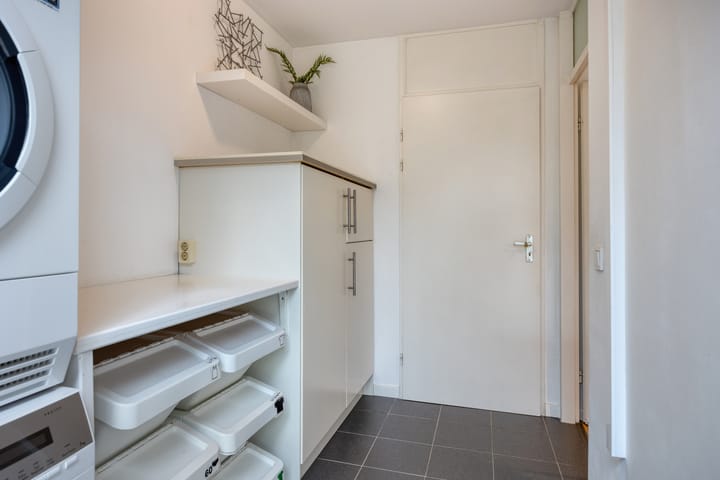 Photo 17 of Conference 2