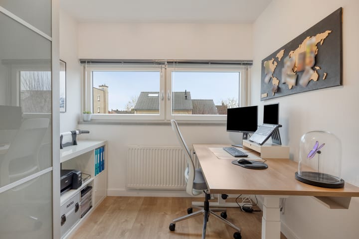 Photo 26 of Conference 2