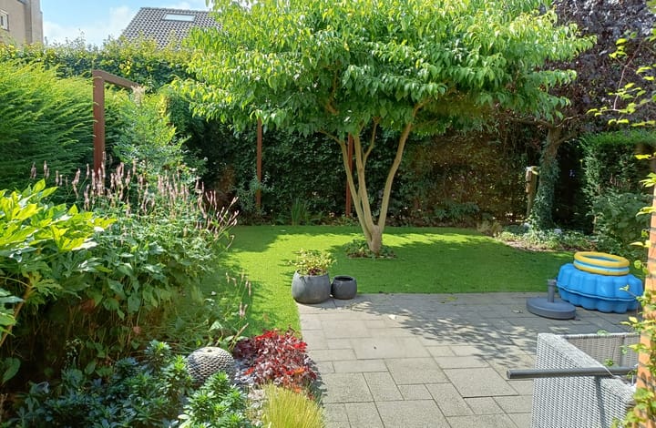 Photo 30 of Conference 2