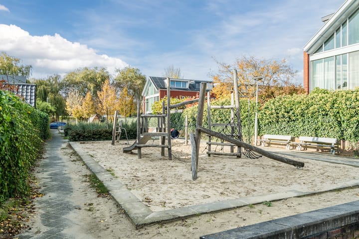 Foto 38 van Joan Miróstraat 68