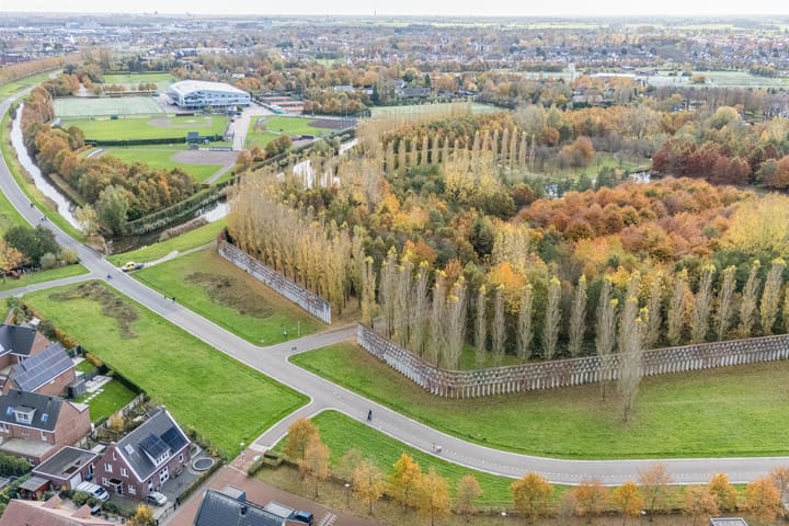 Foto 41 van Joan Miróstraat 68