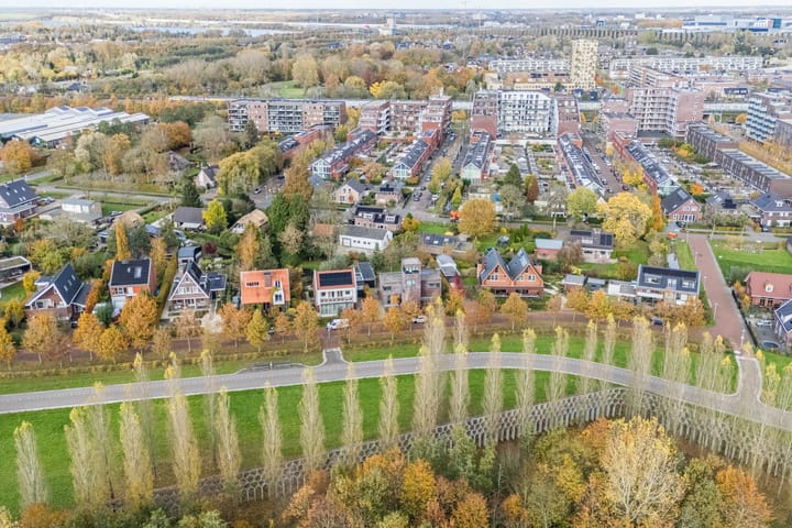 Foto 44 van Joan Miróstraat 68