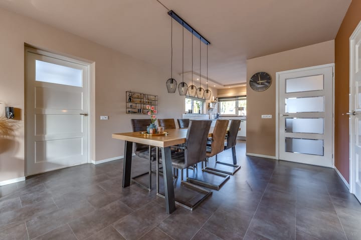 Foto 11 van Robert Kochstraat 38