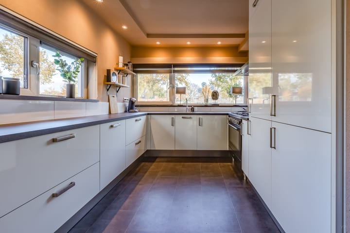 Foto 12 van Robert Kochstraat 38